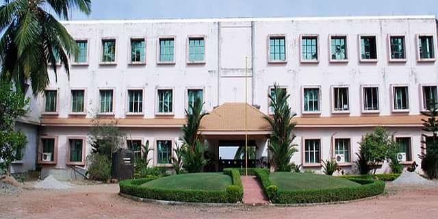 Dale_View_College_of_Pharmacy_and_Research_Center